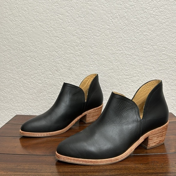 Nisolo Classic Black Leather Booties Size 9 - Picture 6 of 9